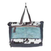 Load image into Gallery viewer, MYRA SEA GRASS WEEKENDER BAG

