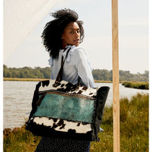 Load image into Gallery viewer, MYRA SEA GRASS WEEKENDER BAG
