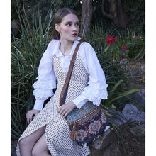 Load image into Gallery viewer, AUBERON SHOULDER BAG
